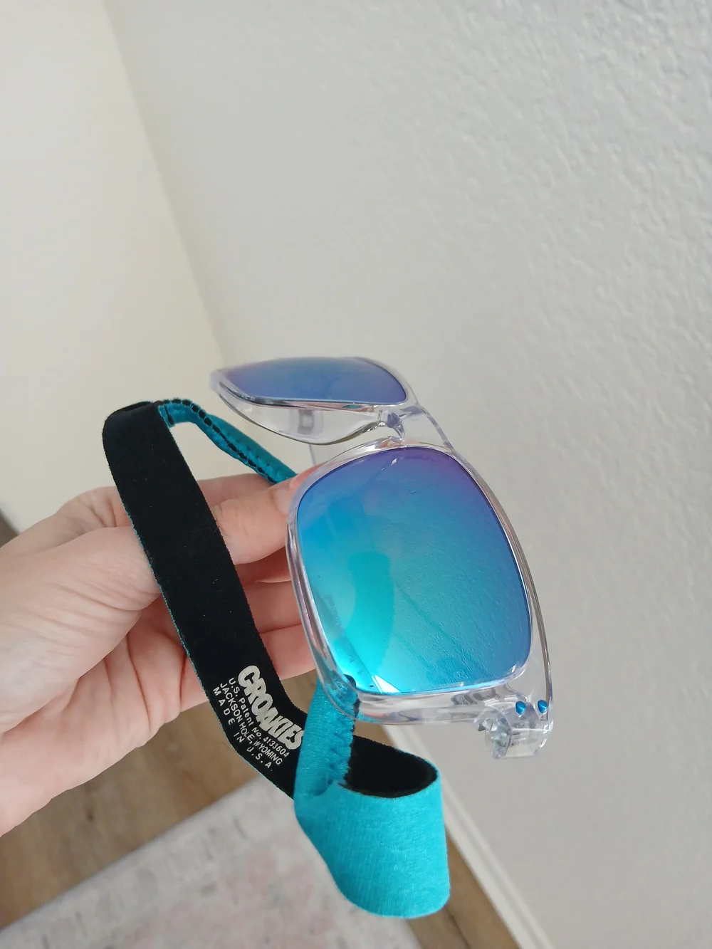 Oakley Holbrook Sunglasses Style -  OO9417 Clear Frame Prizm Sapphire Polarized